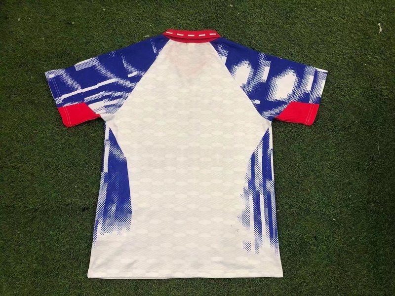 93-94 Paris away